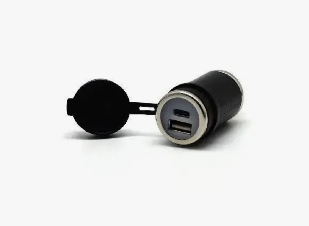 Cockpit USB Charger for pilots